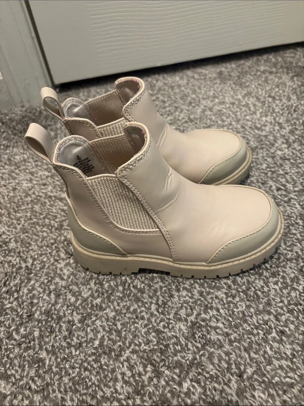 Old Navy easy off